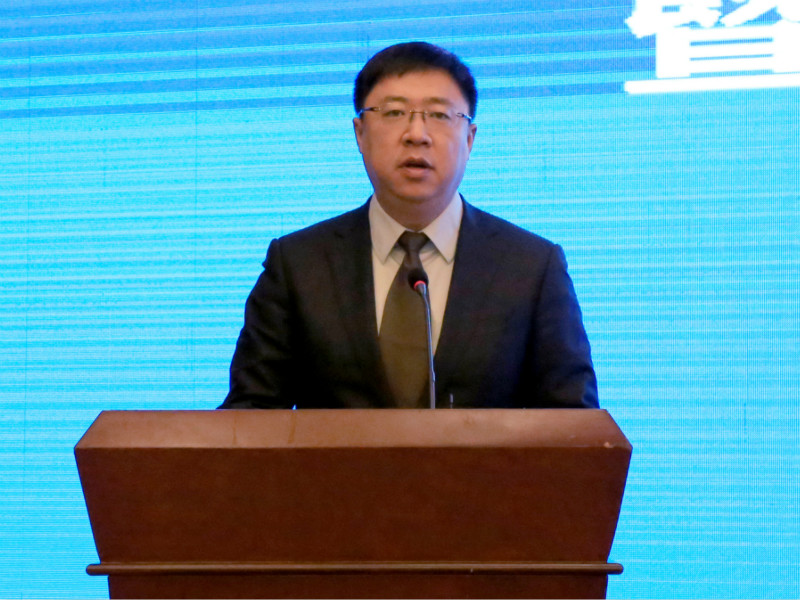 1576220759467325.jpg 7.中国开发区协会王磊副秘书长宣读《中国开发区协会关于给予清河经济开发区表彰的决定》.jpg