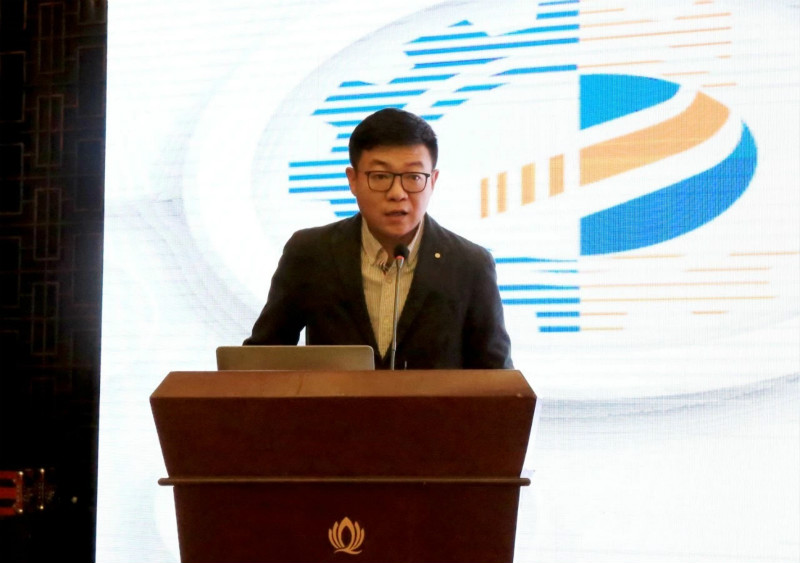 1576220800381864.jpg 5.工信部产业促进中心黄业明处长发言.jpg