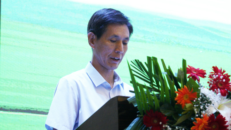 2内蒙古商务厅二级巡视员 李春生致辞.jpg