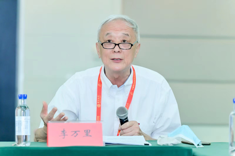 李万里.jpg