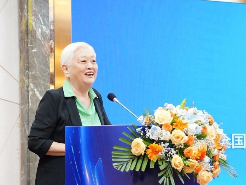 8.十二届全国人大外事委员会副主任委员、蓝迪国际智库专家委员会主席赵白鸽致辞.jpg